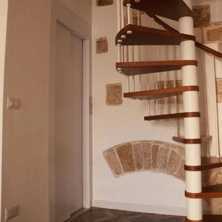 게스트하우스 La Felicia 3*